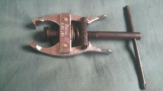 Snap On Vintage Battery Terminal Wiper Arms Spring Loaded Clamp Puller Cj92
