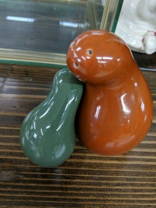 Vintage Eva Zeisel Schmoo Salt And Pepper Shakers Red Wing Pottery