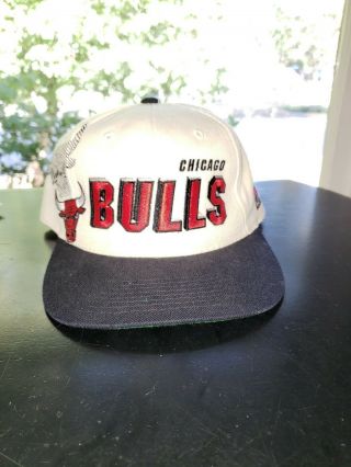Vintage Sports Specialties Chicago Bulls Snapback Hat Shadow Script
