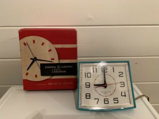 Vintage General Electric Telechron Clock 1950’s 2h110 Clarity Turquoise
