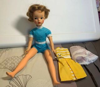 Vintage 1964 Ideal Toy Corp.  Tammy Doll With Tagged Dress 8