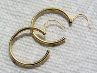 Vintage Solid 14kt Gold Tubular Hoop Earrings 7/8”