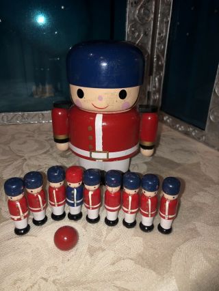 Rare Vintage Set Toy Wood Bowling Game Soldiers Wooden /soldier Wood Box Nesting