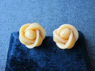 Vintage Spaghetti Celluloid Flower Earrings
