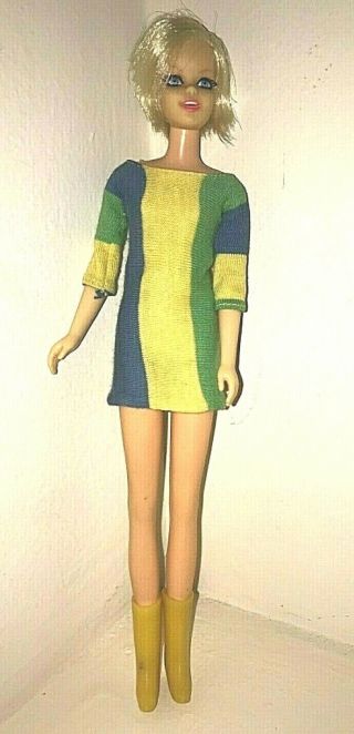 Vintage Mattel Twiggy Doll In Tagged Outfit And Boots