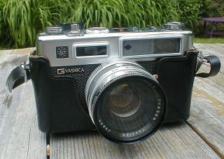 Vintage Yashica Electro 35 " G " Series Camera & Leather Case Japan &