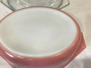 Vintage Pyrex Oval Pink Daisy Casserole Dish With Lid 1.  5 Quart.  Perfect 3