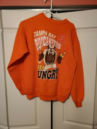Vintage Tampa Bay Buccaneers Old Logo Sweat Shirt Tazmanian Devil.