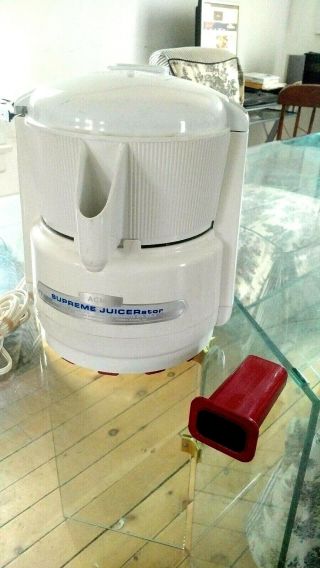 Vintage Acme Supreme Juicerator 5001 Centrifugal Juice Extractor White (m01b)