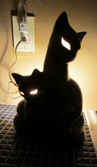 Vintage Mid Century Siamese Cat & Kitten Tv Lamp - Light