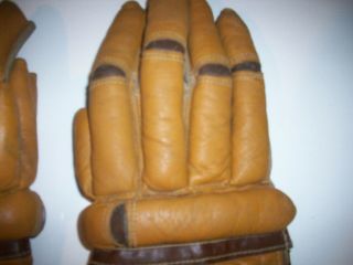 ANTIQUE VINTAGE 1930 ' S LOWE & CAMPBELL ICE HOCKEY GLOVES SPORTING GOODS RARE 3