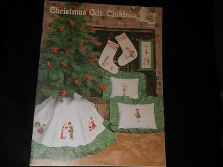 Vintage " Christmas Gift Children " Cross Stitch Leaflet By Macon Epps