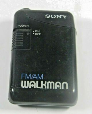 Vintage Sony Walkman Fm / Am Radio Srf - 29 Portable Personal With Belt Clip