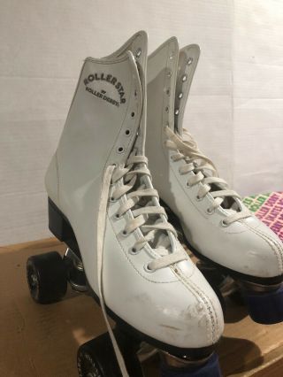 Vintage Ladies White Roller Skates Size 7 Roller Derby.  Model U960.  Sku464.  23303