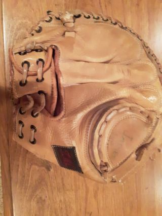 Vintage Tmc 231 Baseball Glove Mlb Catchers Mitt Professional Model