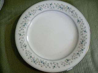 Vintage Noritake Marlene Blue Flwrs W/ Platinum Trim Salad Plate 8 - 1/2 " Japan