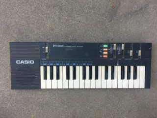 Vintage Casio Pt - 100 32 - Key Electronic Synthesizer Keyboard Cordless