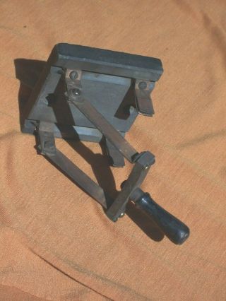 Vintage Small Knife Switch 8