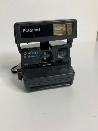 Vintage Polaroid One Step Close Up 600 Instant Film Camera With Strap