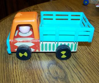 Htf 1960s Vintage Fisher Price Fisher Price Wooden Farm Truck - Head Turns