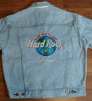 Vintage Hard Rock Cafe London Denim Jean Jacket Sz Medium Embroidered