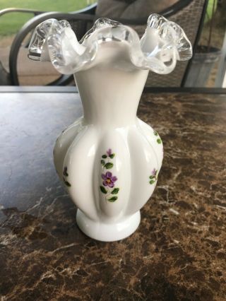 Vintage Fenton " Violets In The Snow " Silvercrest White Ruffled Edge Vase