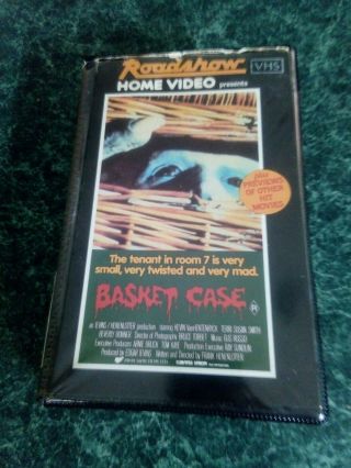 Basket Case Rare Horror Vintage Vhs Pal Video Cassette Clamshell Roadshow