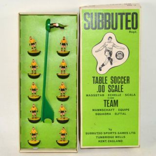 Vintage Subbuteo Soccer Hull City / Watford Football Team Ref 6 - C.  1976 Boxed