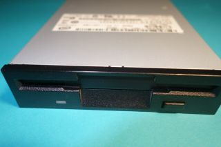 Vintage Sony Mpf920 3.  5 " Floppy Drive 1.  44mb Pc Linux Unix Cp/m Xenix Diskette