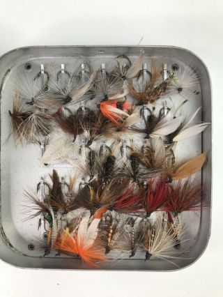 Vintage Wheatley Silmalloy Metal Fly Fishing Box 4 3/8 x 4 3/8 70,  Flies 5