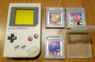 Nintendo Game Boy Dmg - 01 Vintage 1989 With Tetris Game