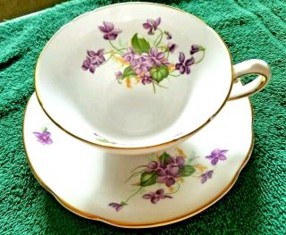 Vintage Stanley Purple Flower Tea Cup/saucer