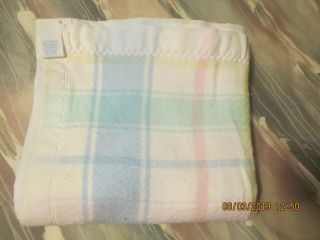 Vintage Carters Pastel Plaid Baby Blanket Acrylic Nylon Trim MADE IS USA 8