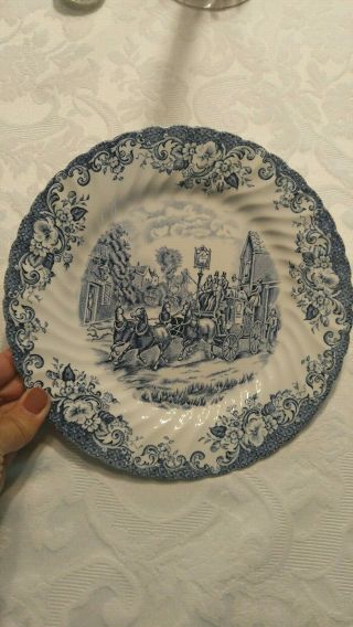 Vintage Johnson Brothers Coaching Scenes Blue And White Dinner Plate England 4