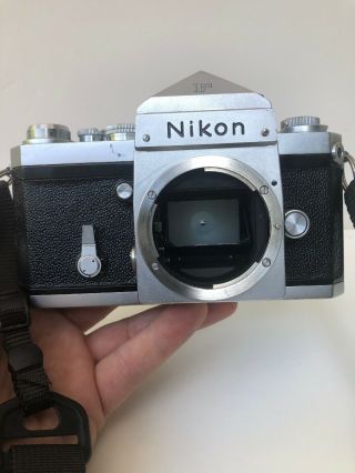 Vintage NIKON F camera.  Low Serial No.  NIKKOR Q Lens 3