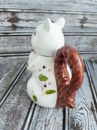 Cracker Barrel Squirrel Novelty Tea For One Teapot White Vintage 6 1/2 in Tall 4