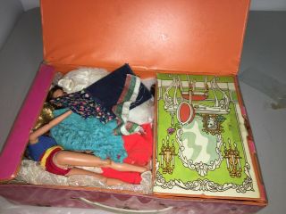 Vintage Dawn And Her Friends Doll Case With Dolls 2