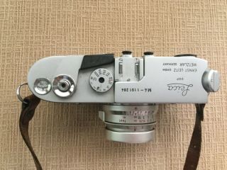 Leica M4 35mm Range Finder Film Camera with Leitz Summicron Lens 3