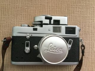 Leica M4 35mm Range Finder Film Camera with Leitz Summicron Lens 5