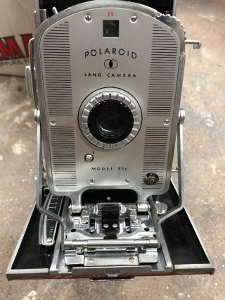 Vintage Polaroid Model 95 Land Camera