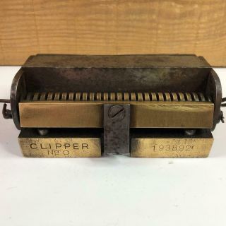 Vintage Clipper Belt Lacer Company Model No.  0 4 " Inch Vice Belt Lacer Rare