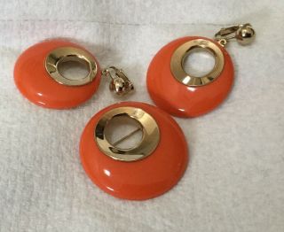 Set Vintage Orange Lucite Brooch & Earrings Jewelry By Sarah Coventry
