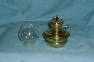 Vintage - Brass Kelly / Pixie / Nursery Oil Lamp 3