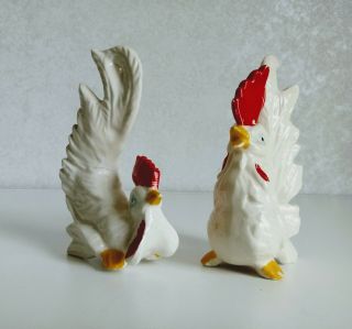Vintage White Roosters Salt and Pepper Shakers Artmark Japan chickens 3