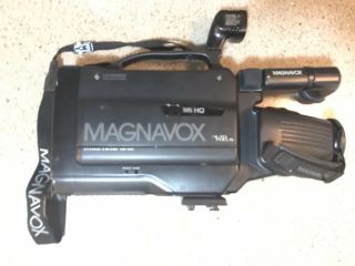Vintage Magnavox VHS Camcorder Black And White CVR 335 3