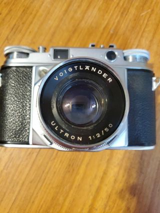 Vintage VOIGTLANDER Prominent CAMERA W/case & voightlander Ultron f2 50mm Lens 2
