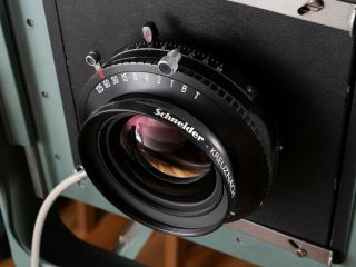Calumet 8x10 Camera package w/ Schneider APO - Symmar 5.  6/240mm,  Film 3
