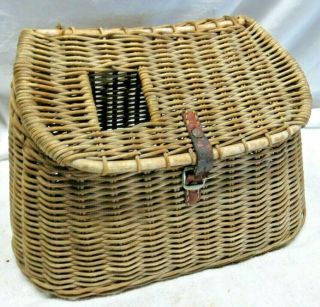 Vintage Woven Willow Wicker Fishing Creel Basket