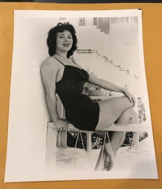 Meg Myles Actress Vintage 8 X 10 Photograph From Irving Klaws Archives
