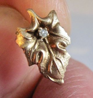 Vintage 14K Yellow Gold & Diamond Art Nouveau Leaf Design Post Earrings 4
